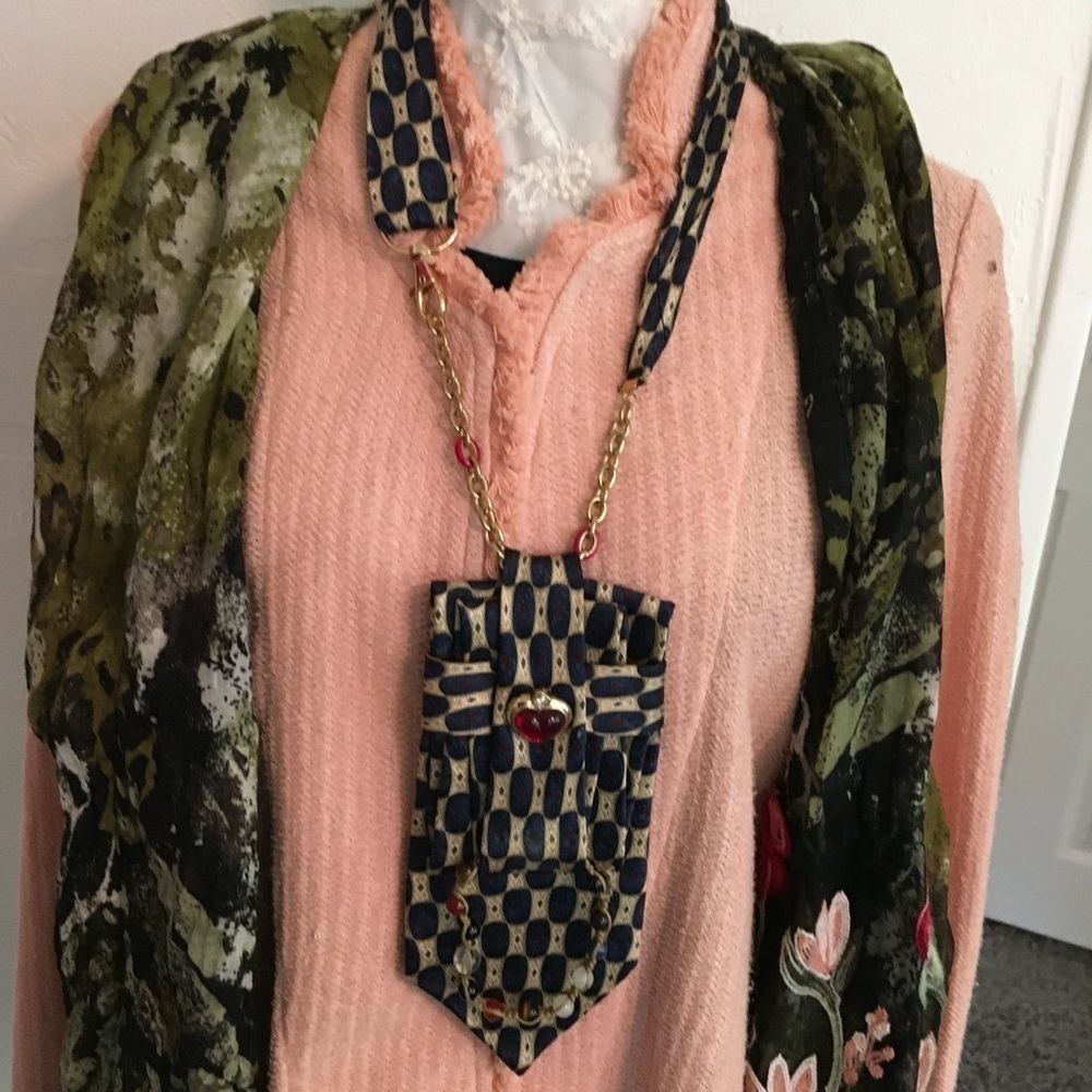 Silk Tie Upcycled Jabot Necklace Vintage Jewellery Embellishments - Picture 2 of 14